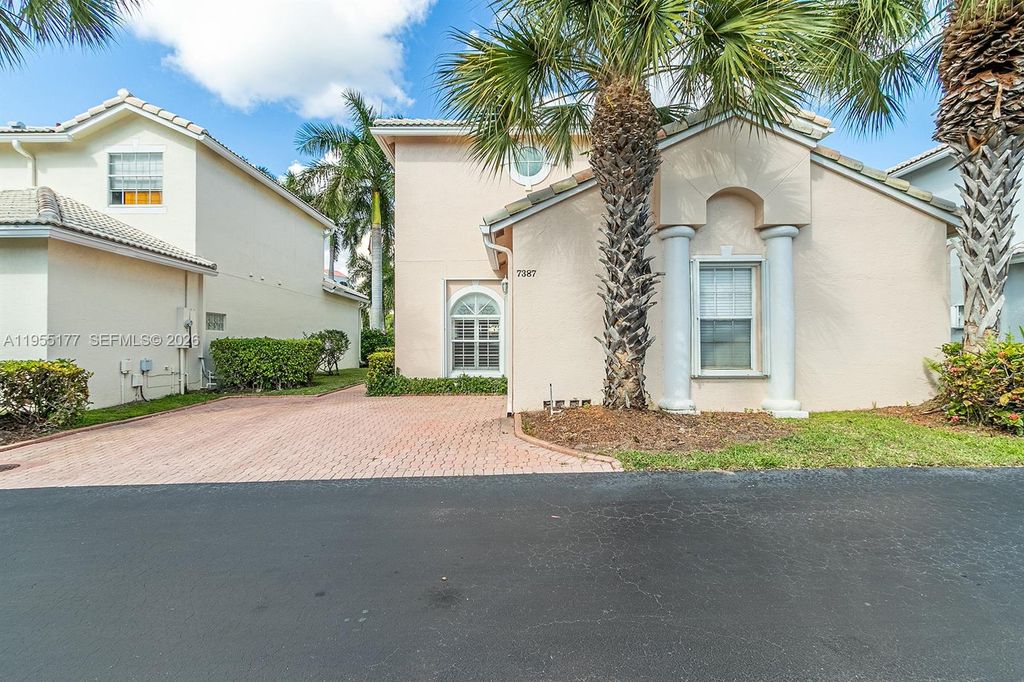 Photo of 7387 Panache Way, Boca Raton, FL 33433 (MLS # A11955177)