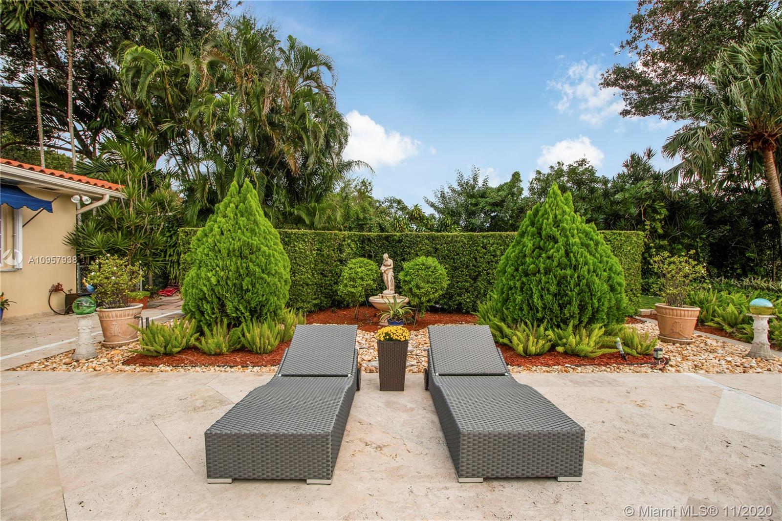 CORAL GABLES RIVIERA SEC - Residential