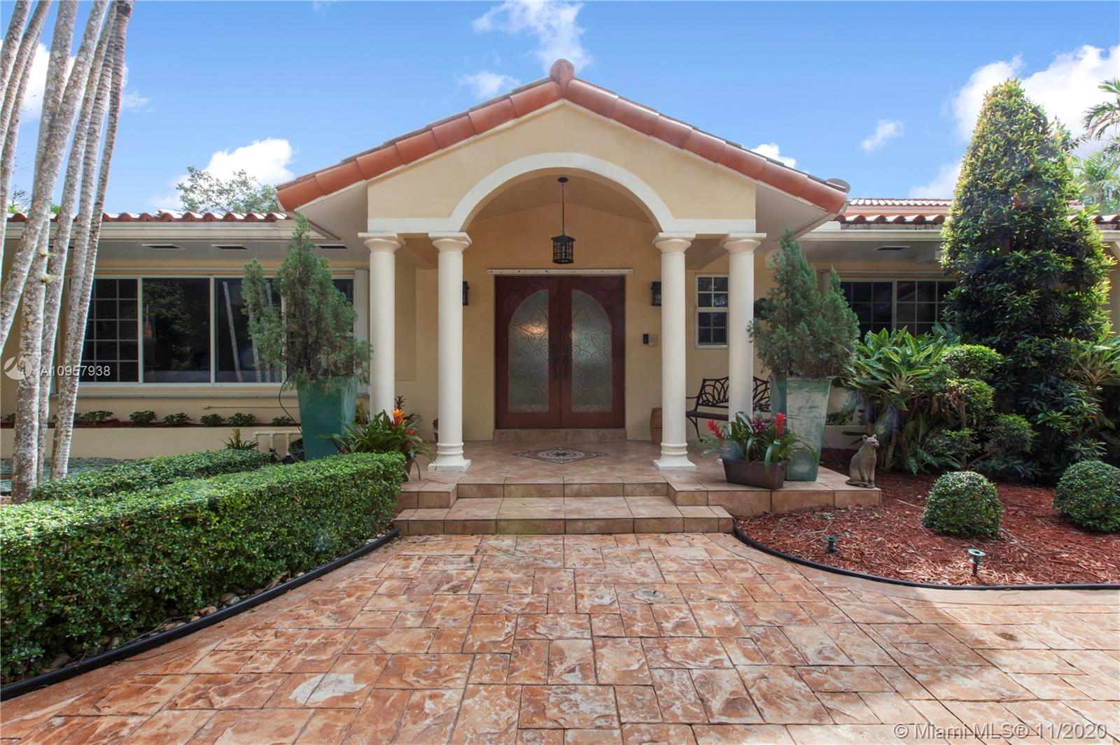 CORAL GABLES RIVIERA SEC - Residential