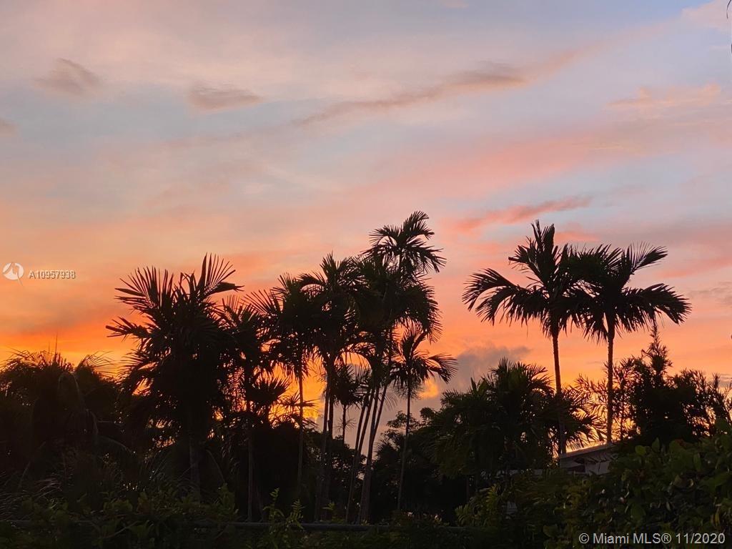 CORAL GABLES RIVIERA SEC - Residential