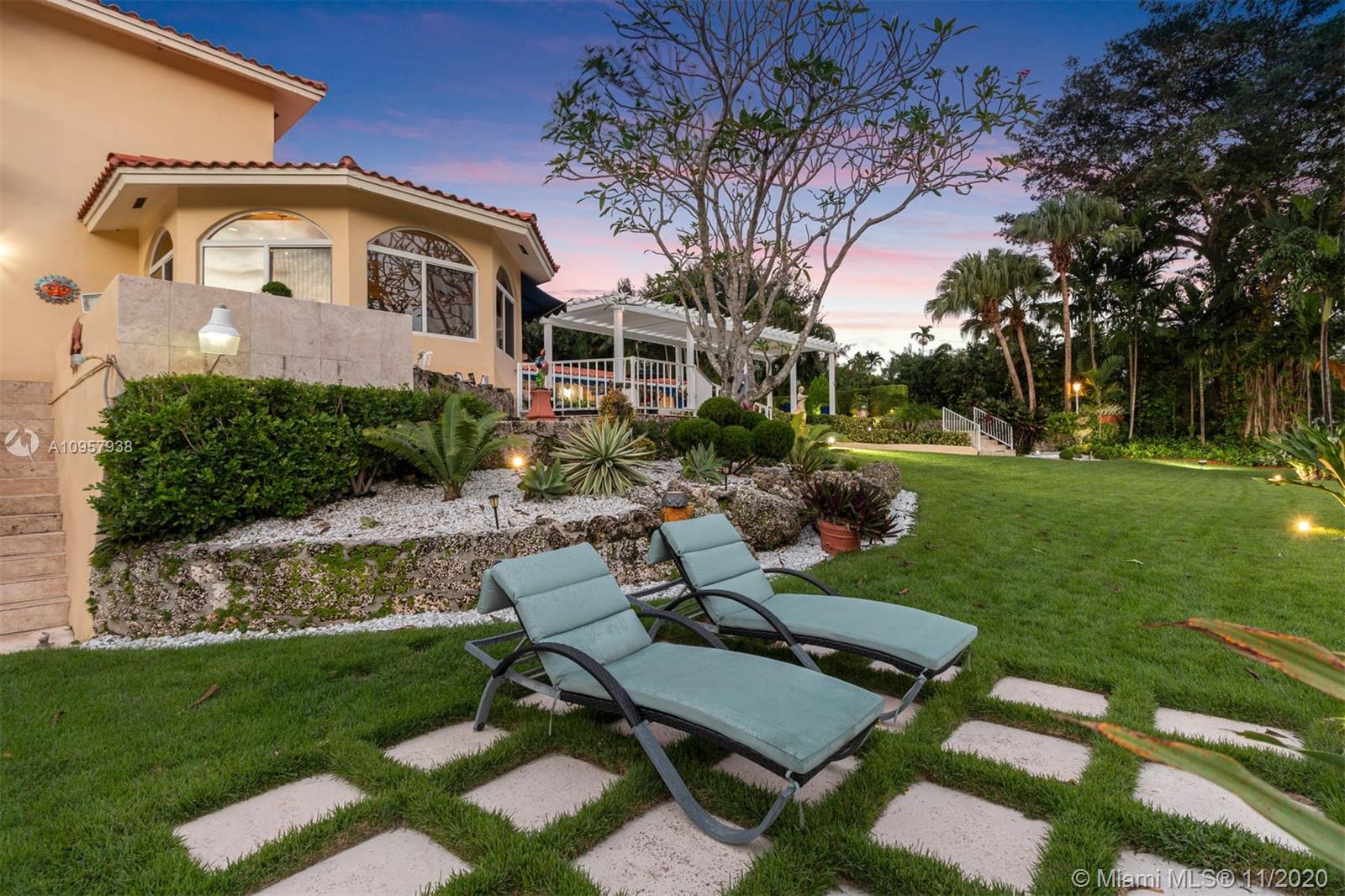 CORAL GABLES RIVIERA SEC - Residential