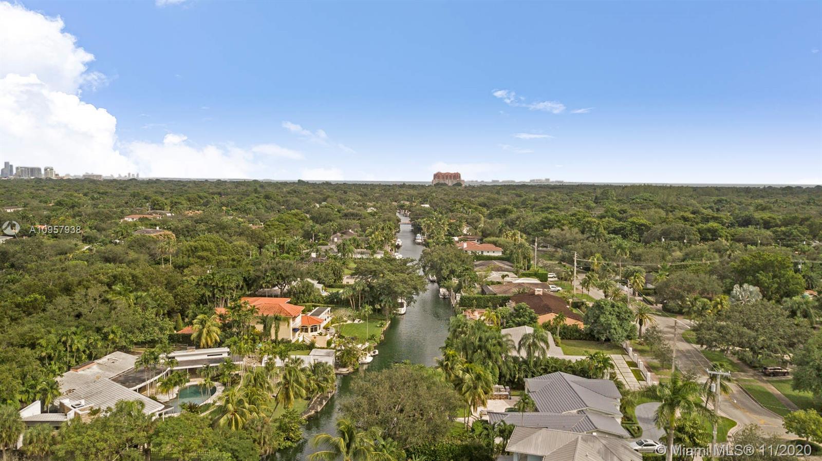 CORAL GABLES RIVIERA SEC - Residential