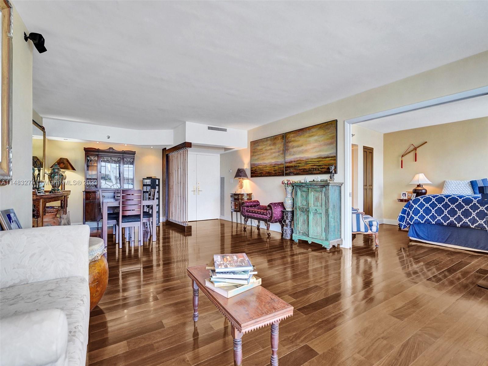 NINE ISLAND AVENUE CONDO - Residential