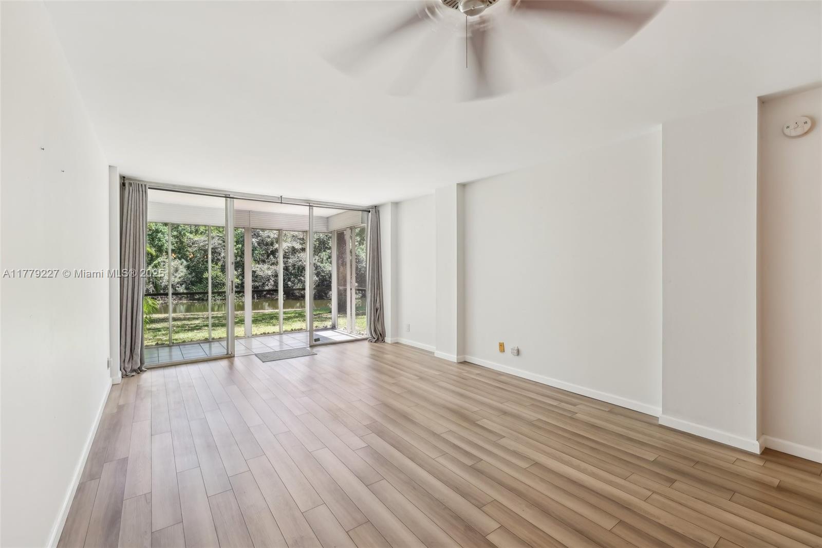 101 Royal Park Dr 1D