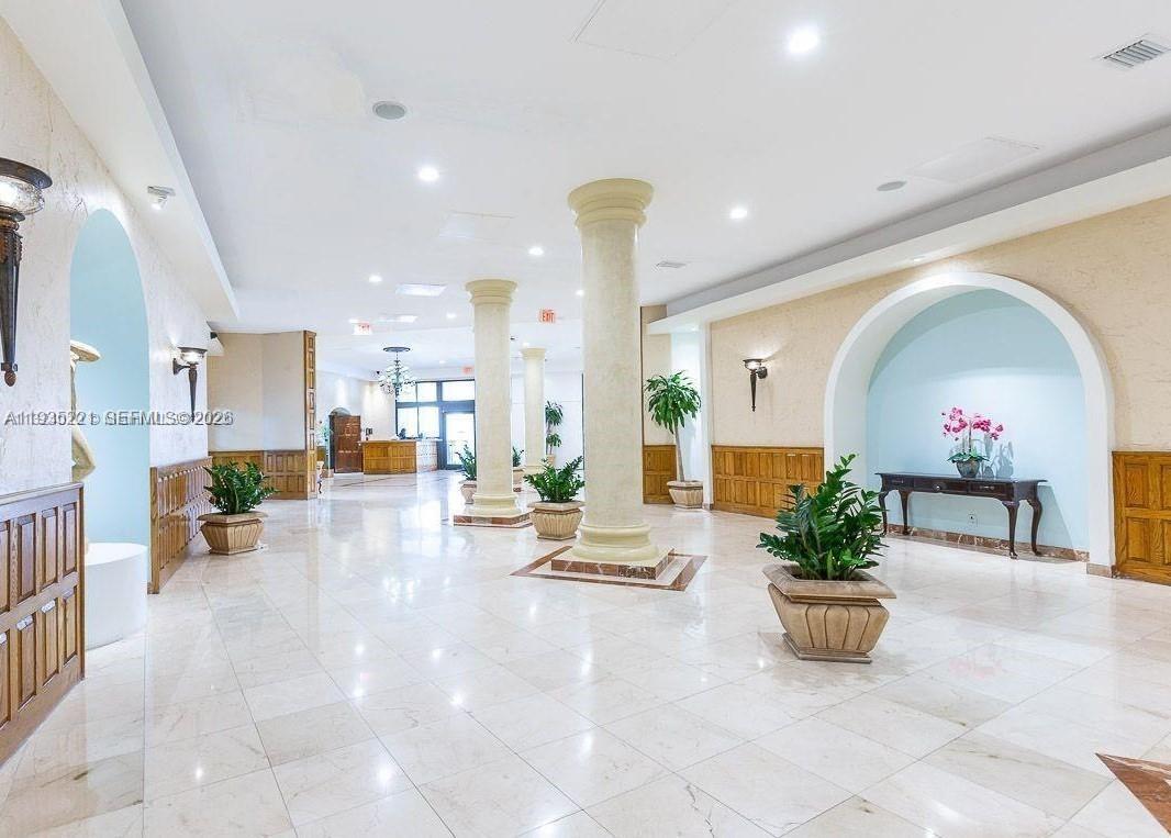 SEA AIR TOWERS CONDO - Residential