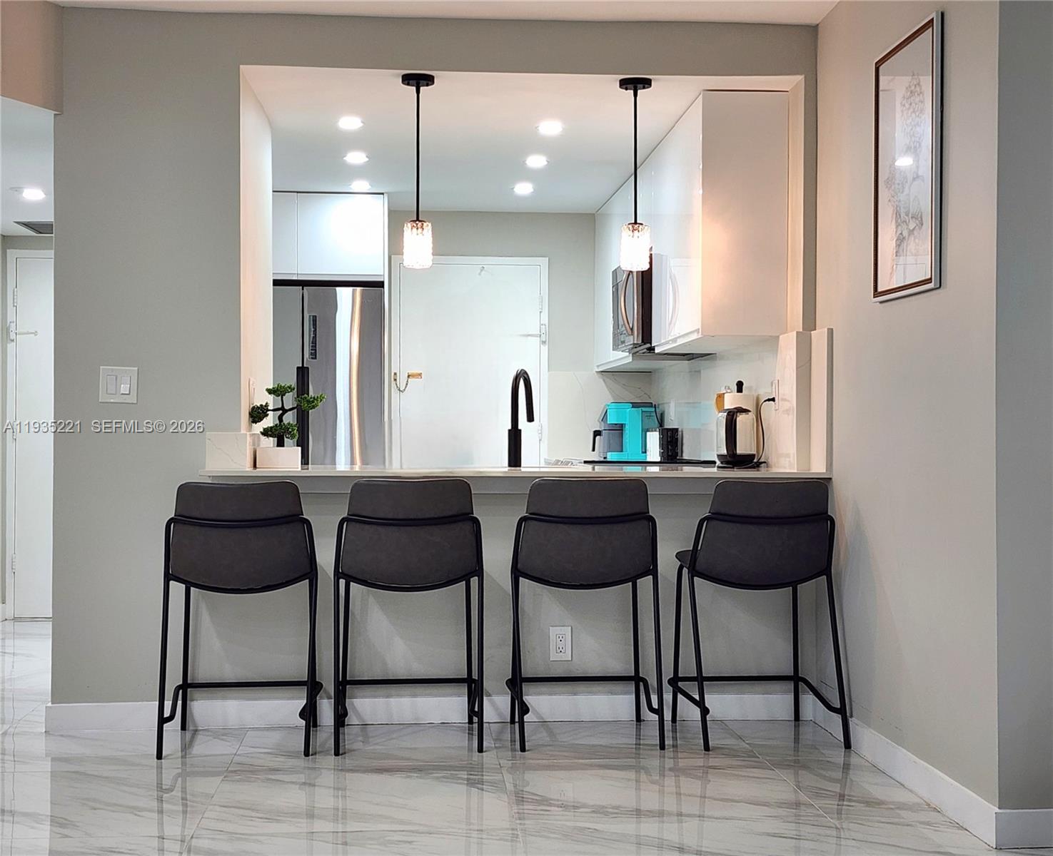 SEA AIR TOWERS CONDO - Residential