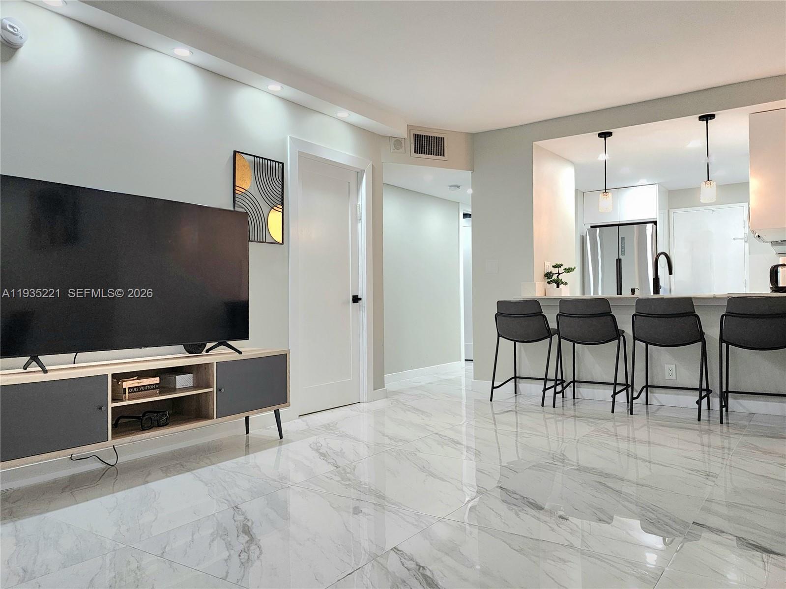 SEA AIR TOWERS CONDO - Residential