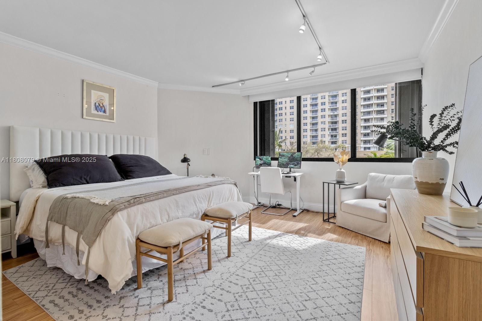 BRICKELL KEY ONE CONDO - Residential