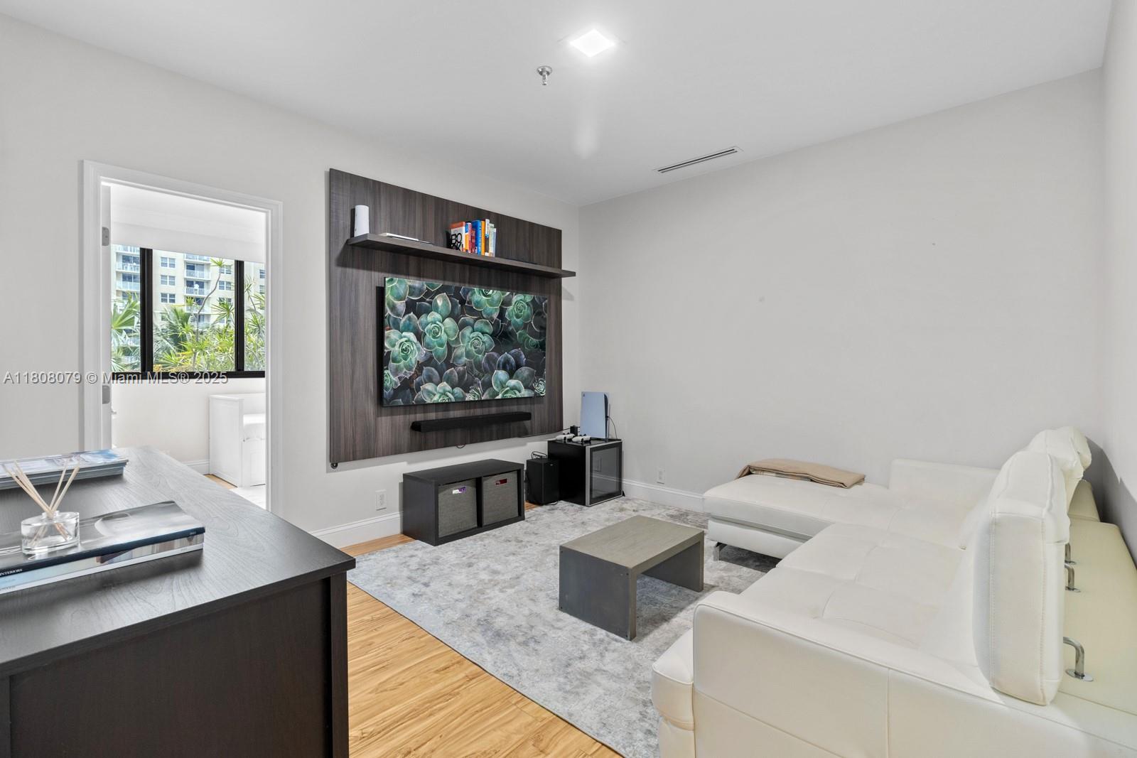 BRICKELL KEY ONE CONDO - Residential