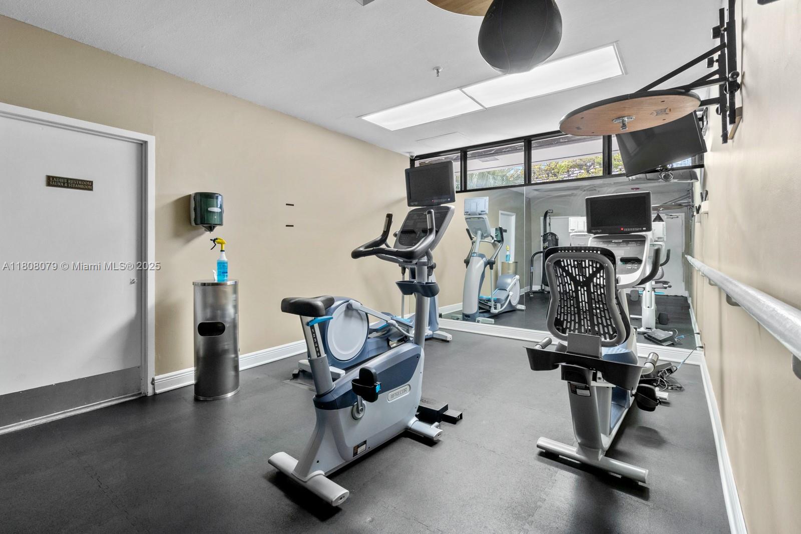 BRICKELL KEY ONE CONDO - Residential