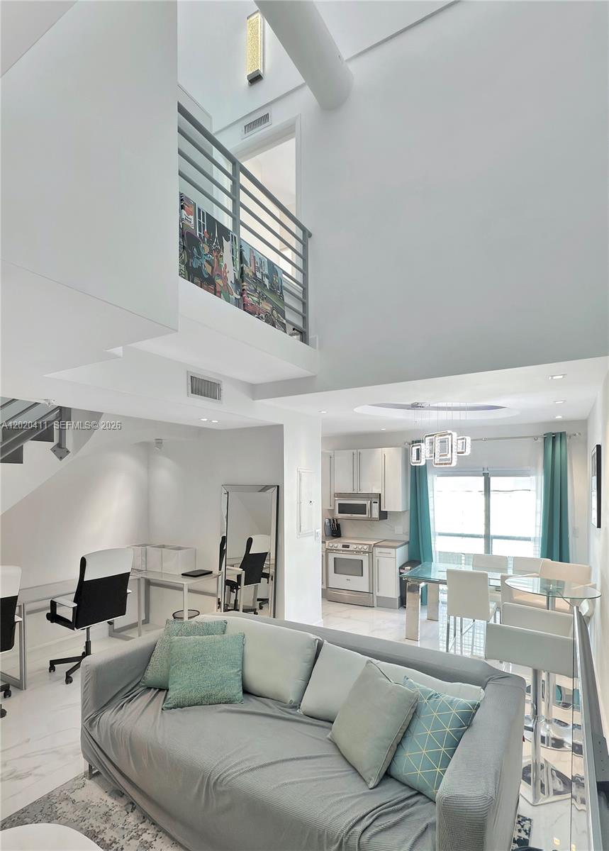 734 MICHIGAN CONDO - Residential