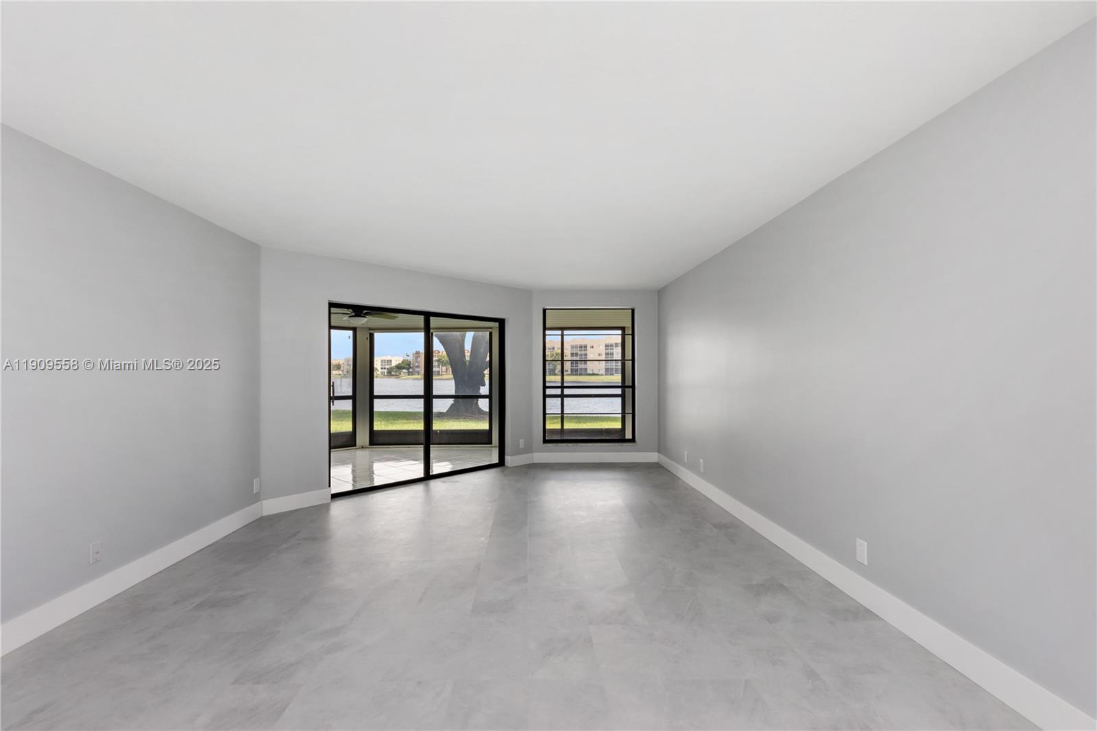 FAIRFAX CONDOMINIUM - Residential