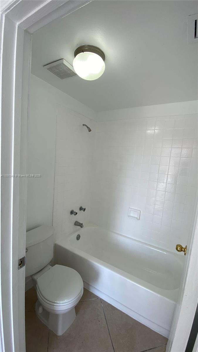 LINCOLN VIEW CONDO - Residential