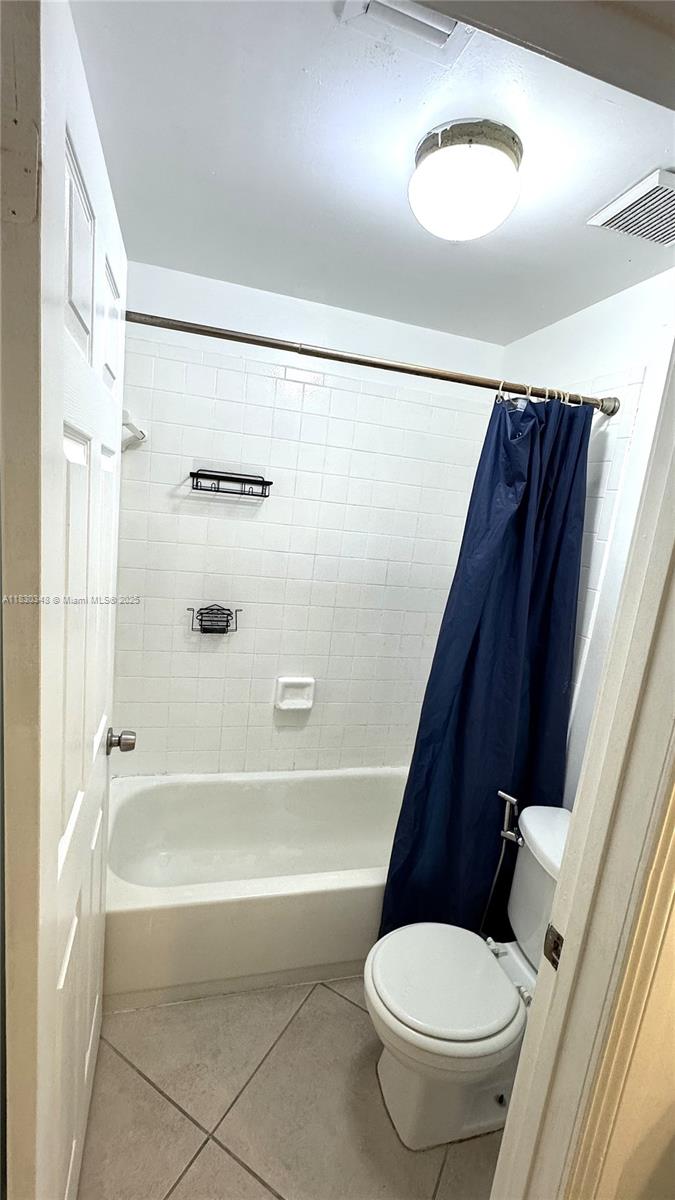 LINCOLN VIEW CONDO - Residential