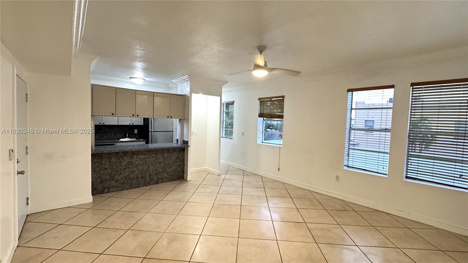 LINCOLN VIEW CONDO - Residential