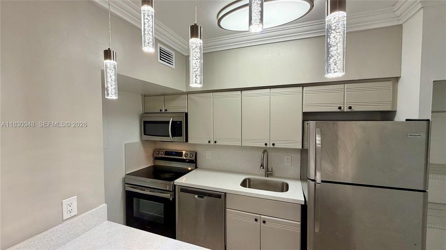 Largest Unit in the Building 2BD & 2BA on the top 3rd floor with South exposure. Very bright unit above building next door. Kitchen as an open concept,  stainless steel appliances, 2 bathrooms with tubs. tile floors throughout, central AC. Laundry on site (1 floor). Just 1 block form Lincoln Road. appreciate and enjoy the South Beach Life style. Secured building. Resident Street parking only. NO Short-Term rental. Video tour available. Easy to show