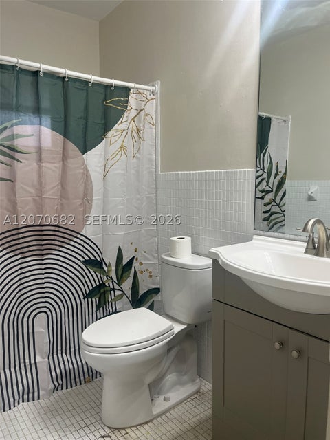 Photo of 5706-5708 Lincoln St #1-2, Hollywood, FL 33021 (MLS # A12070682)