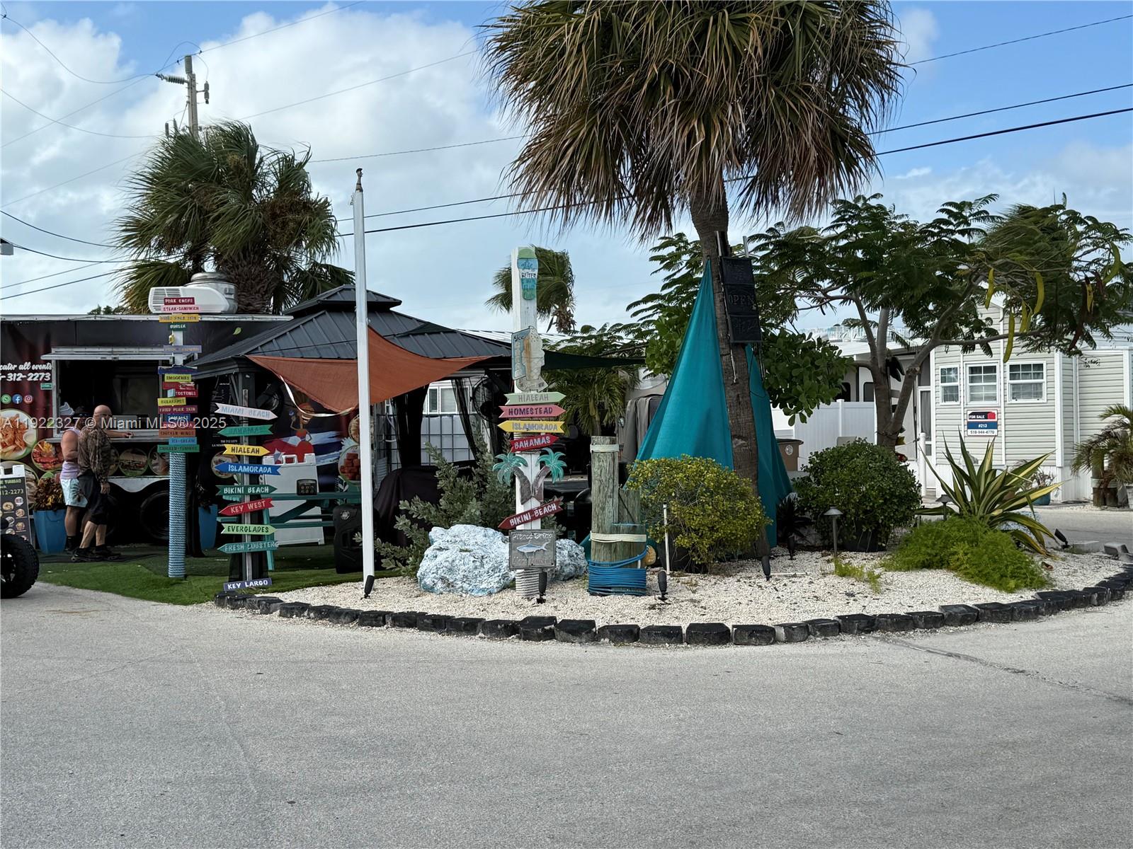 CALUSA CAMPGROUND - Land