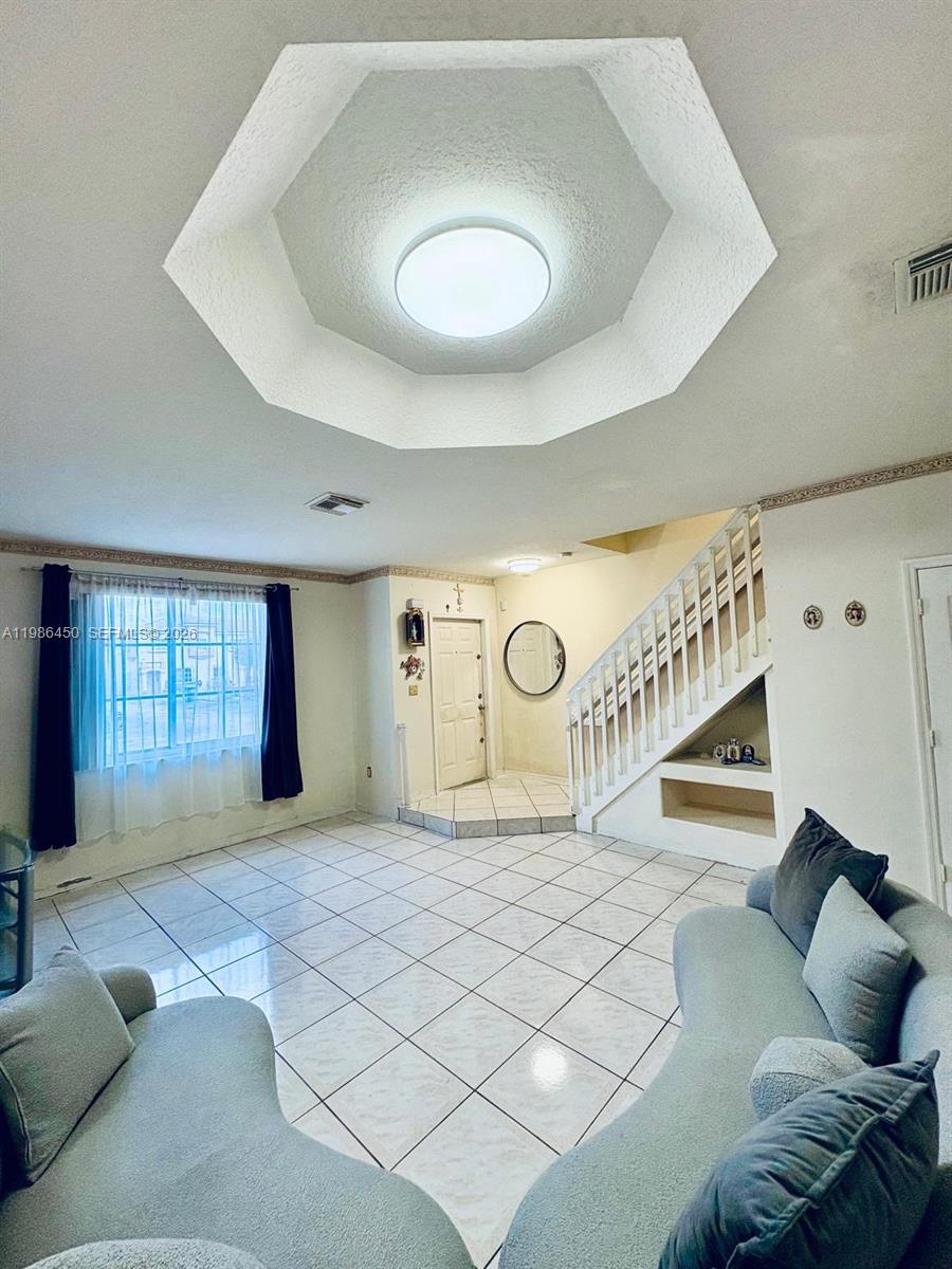 SECRET GARDEN CONDO - Residential