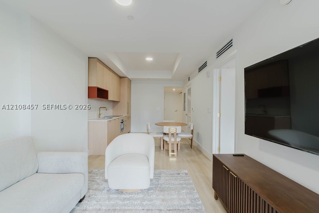 90 NE 32nd Street 511