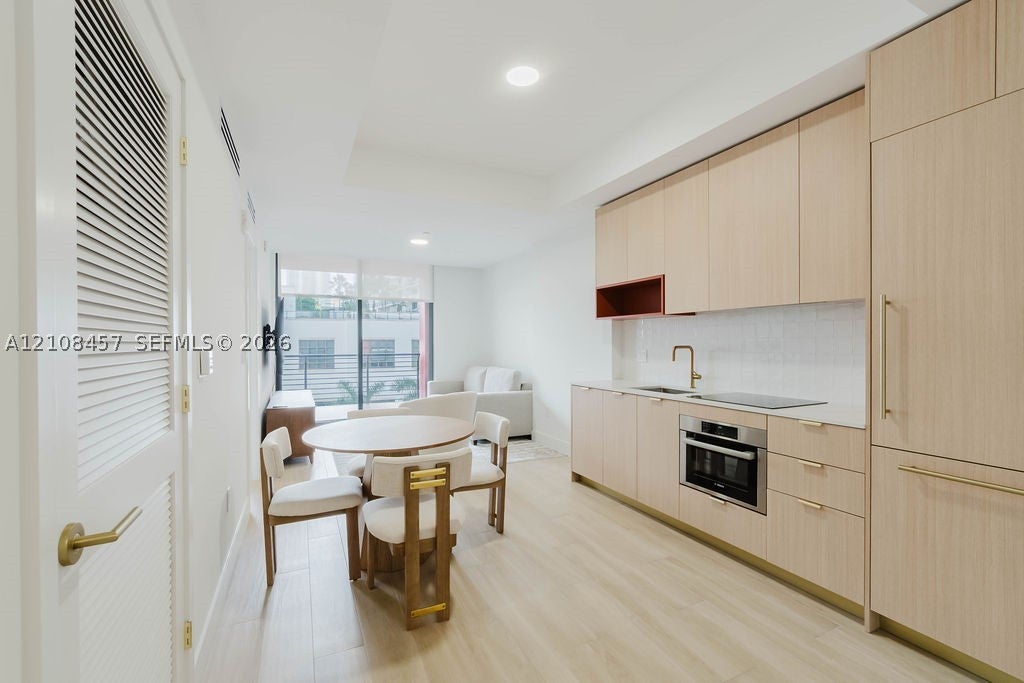 90 NE 32nd Street