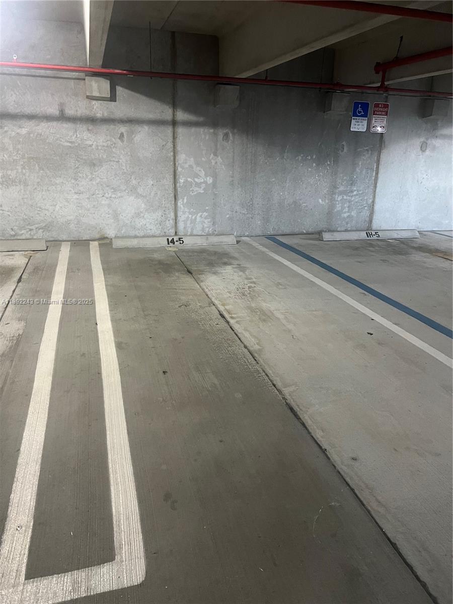 DUO CONDOMINIUM EAST - Residential Lease