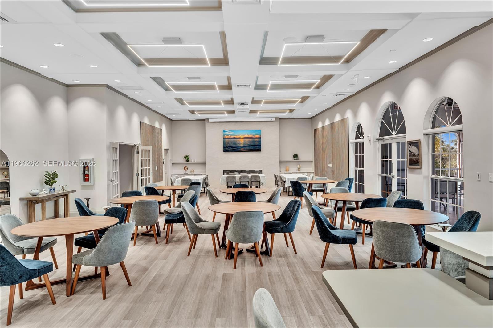 HERON BAY FOUR - Residential