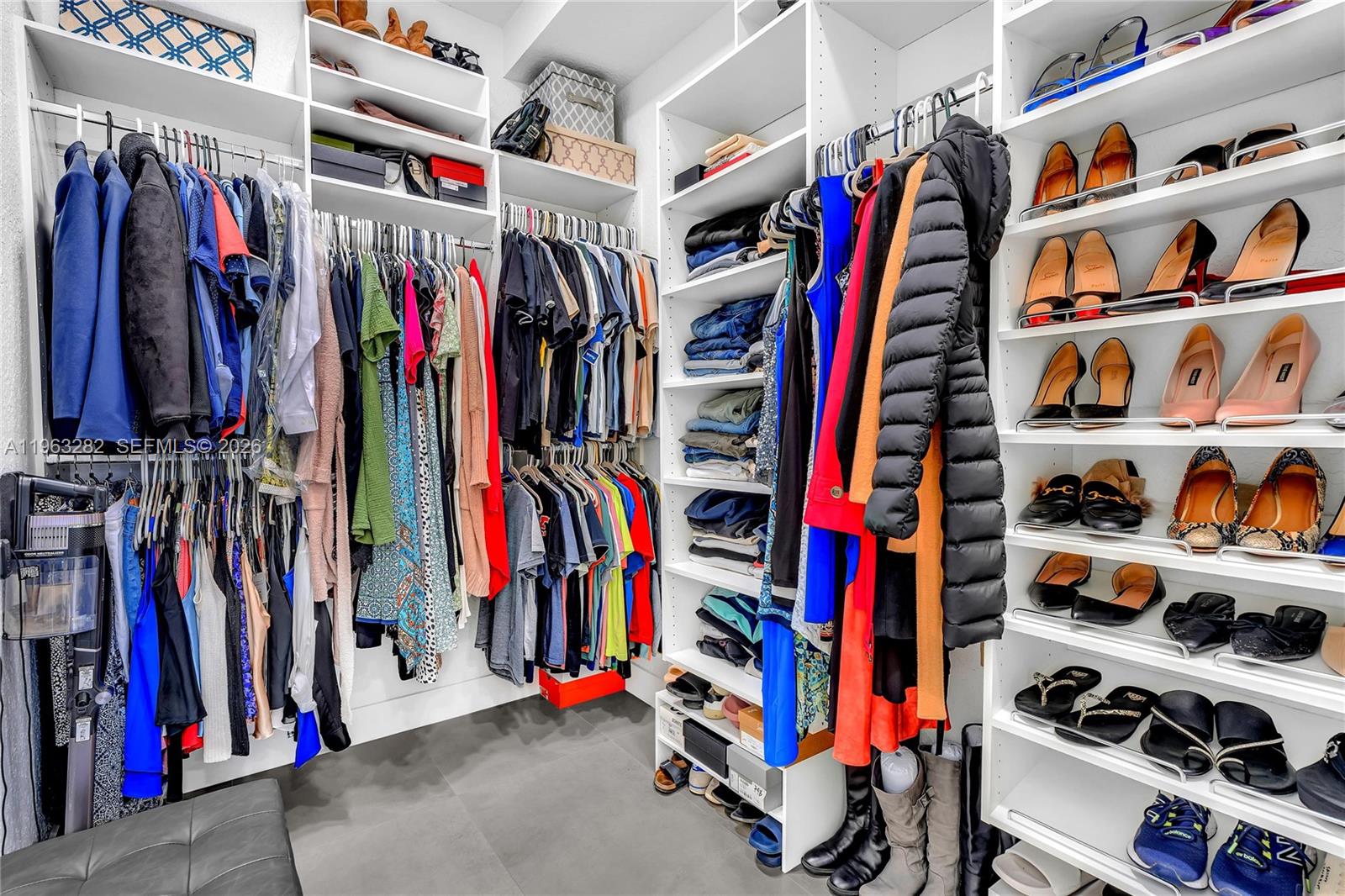 HERON BAY FOUR - Residential