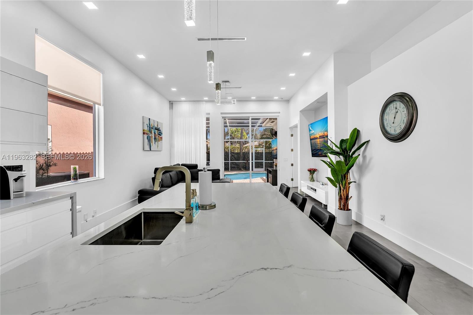 HERON BAY FOUR - Residential