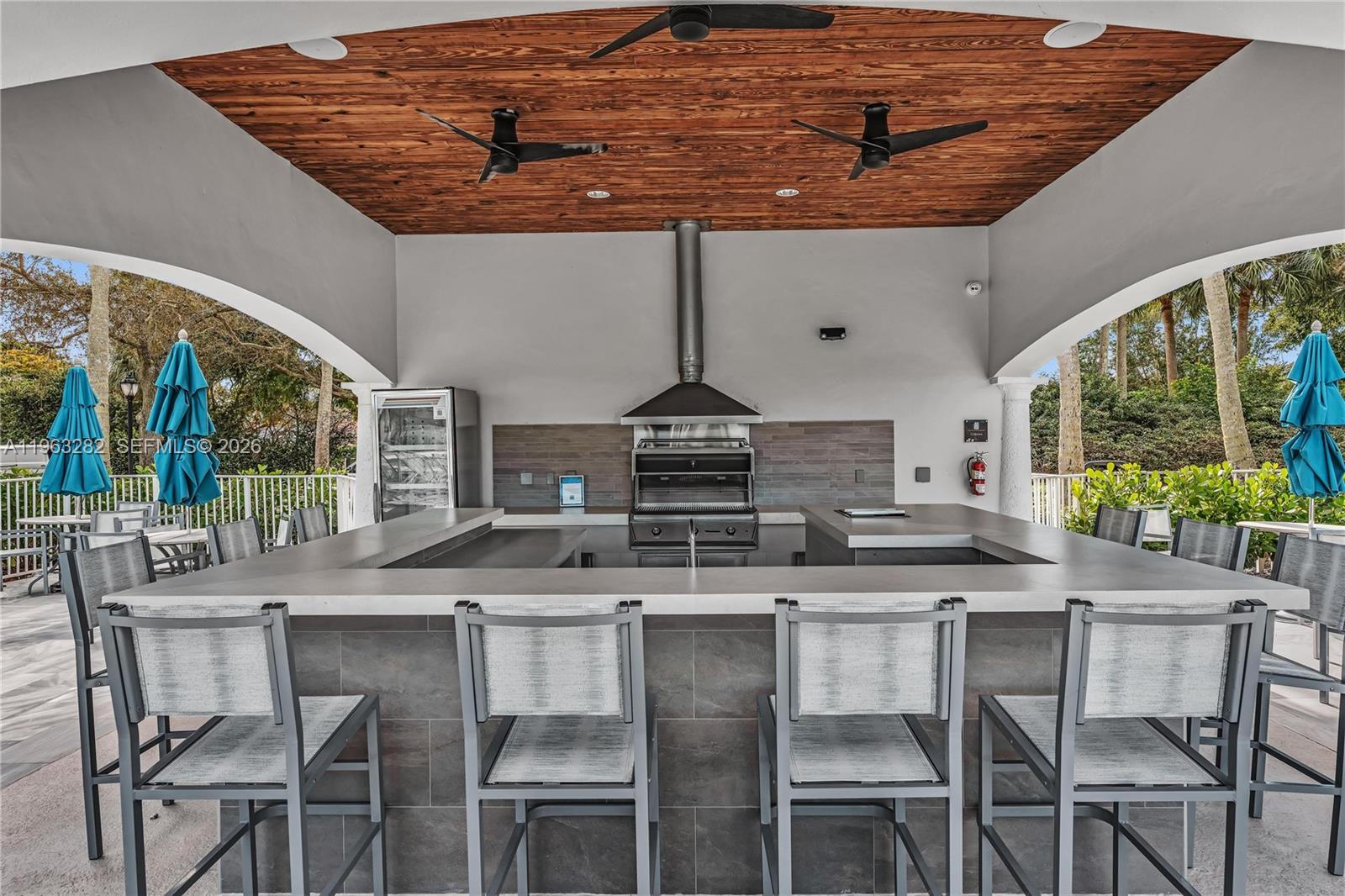 HERON BAY FOUR - Residential