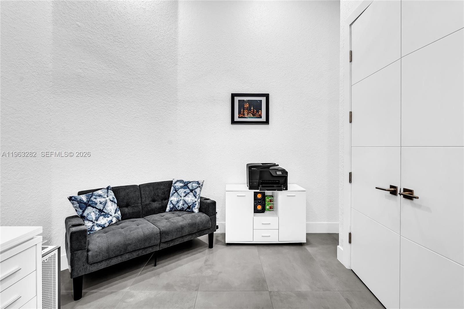 HERON BAY FOUR - Residential