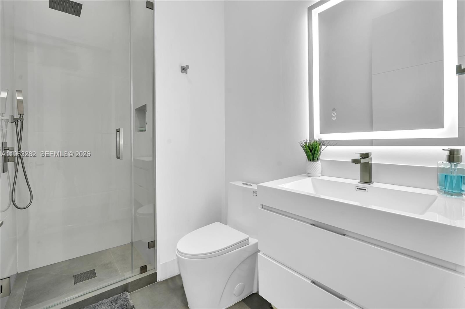 HERON BAY FOUR - Residential