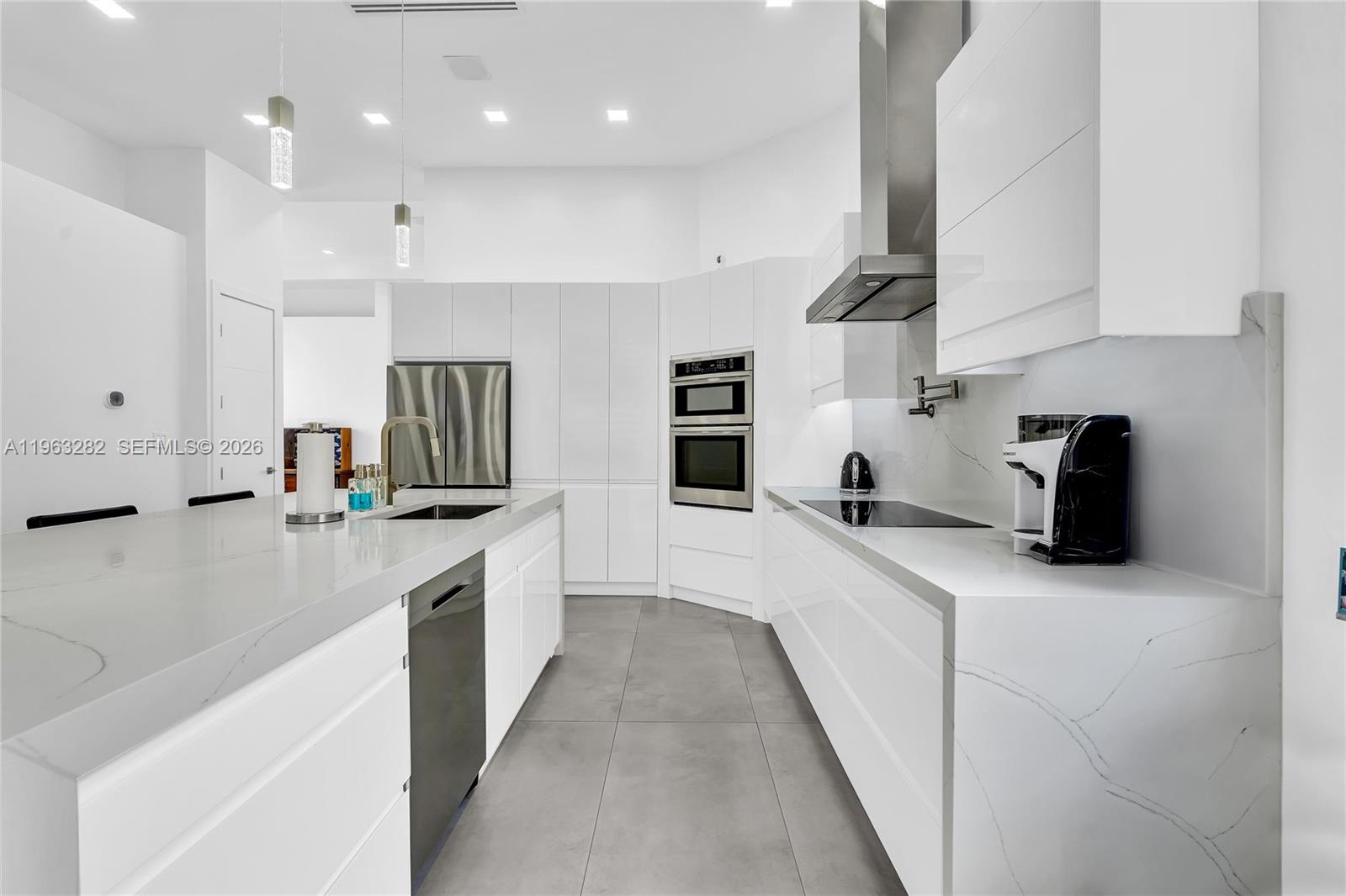 HERON BAY FOUR - Residential