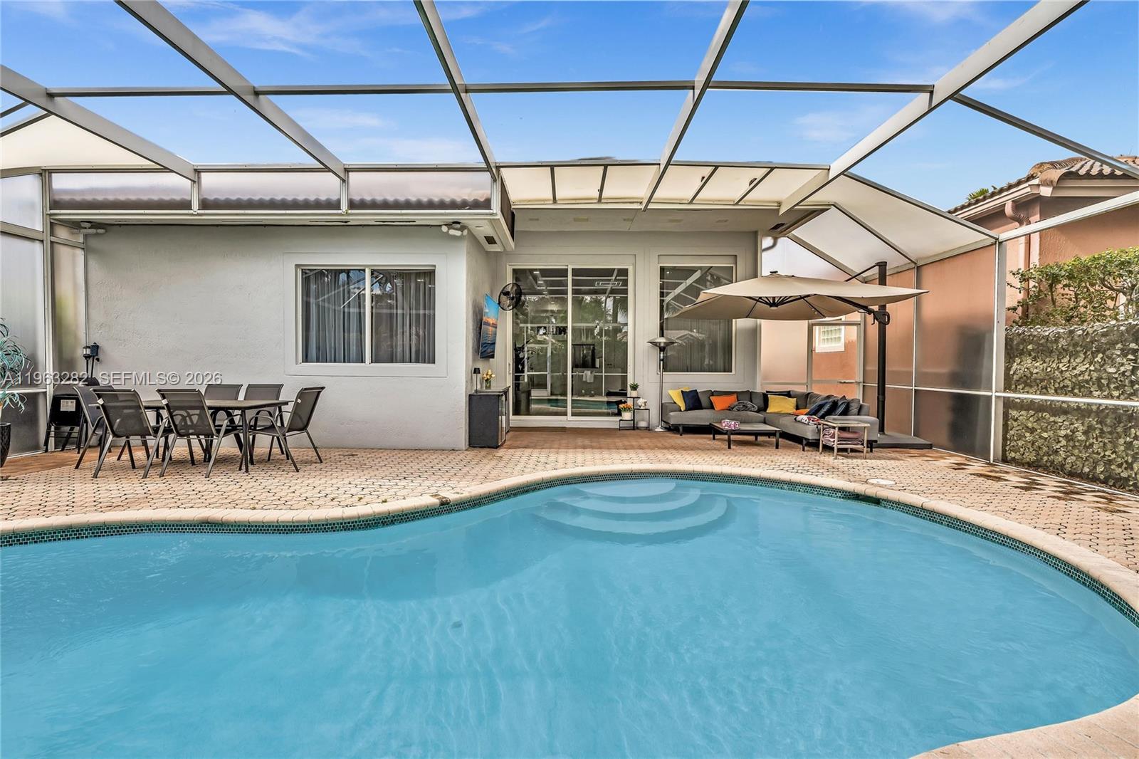 HERON BAY FOUR - Residential