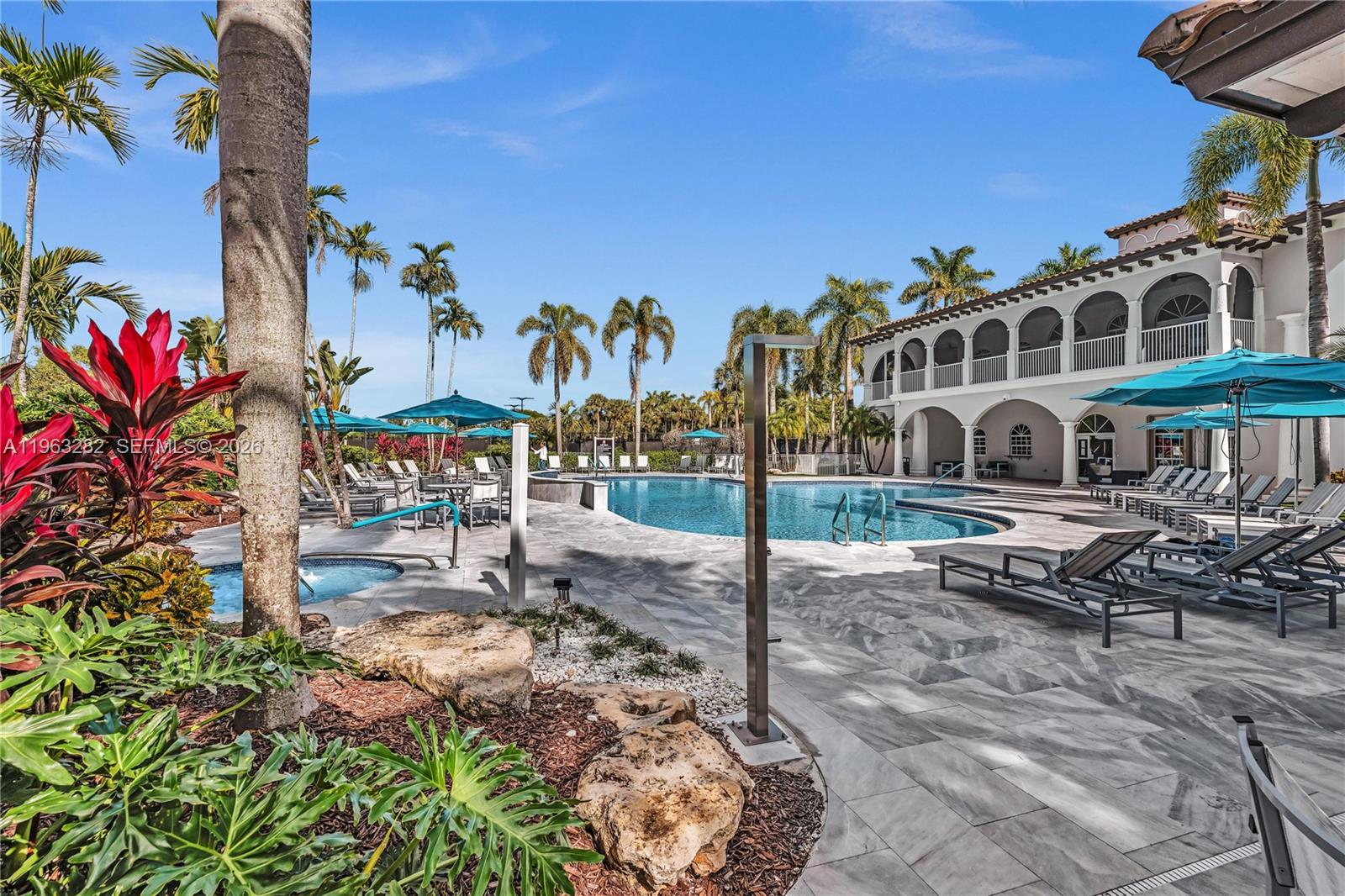 HERON BAY FOUR - Residential