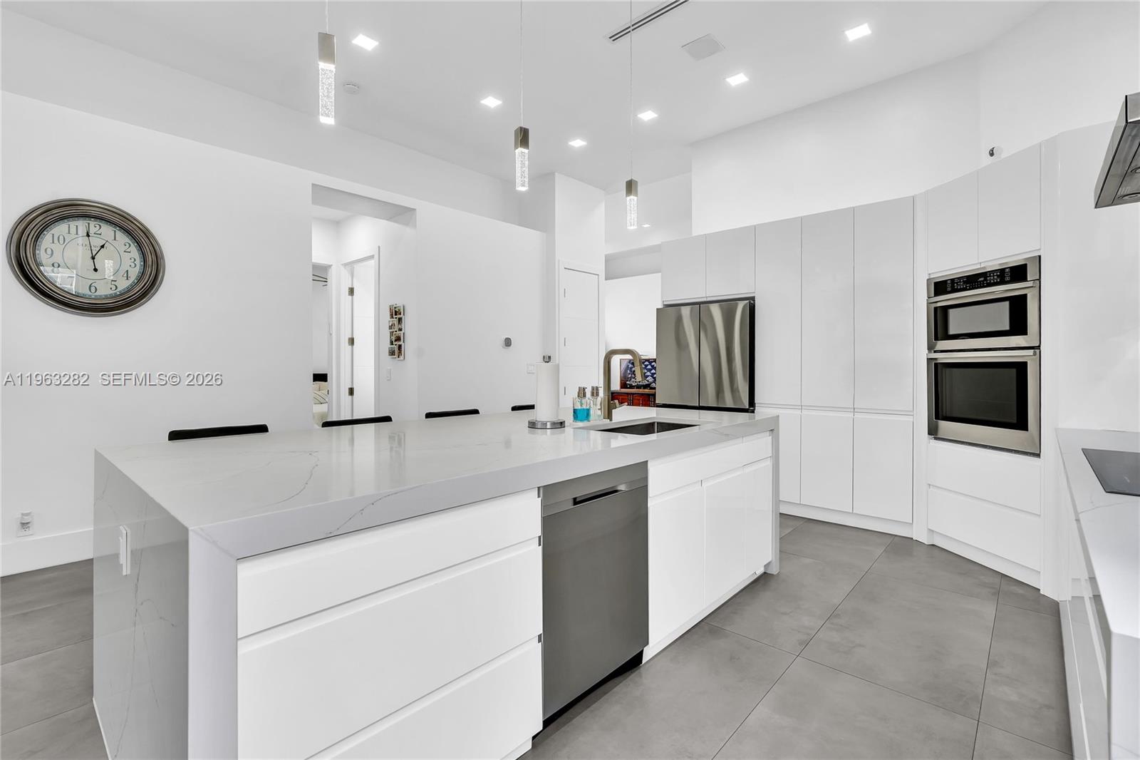 HERON BAY FOUR - Residential