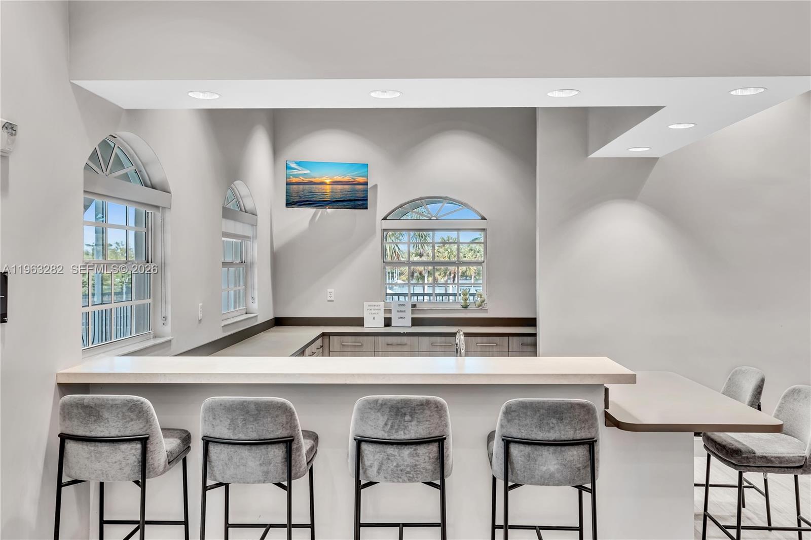 HERON BAY FOUR - Residential