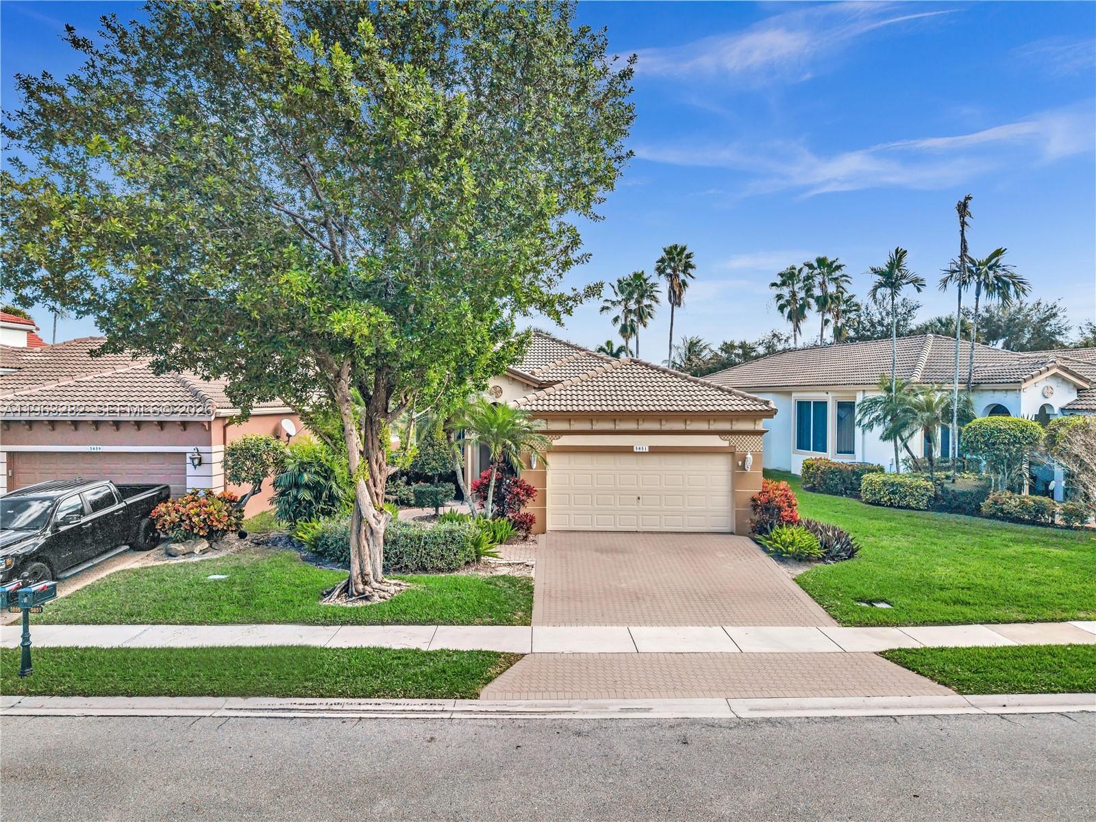 HERON BAY FOUR - Residential