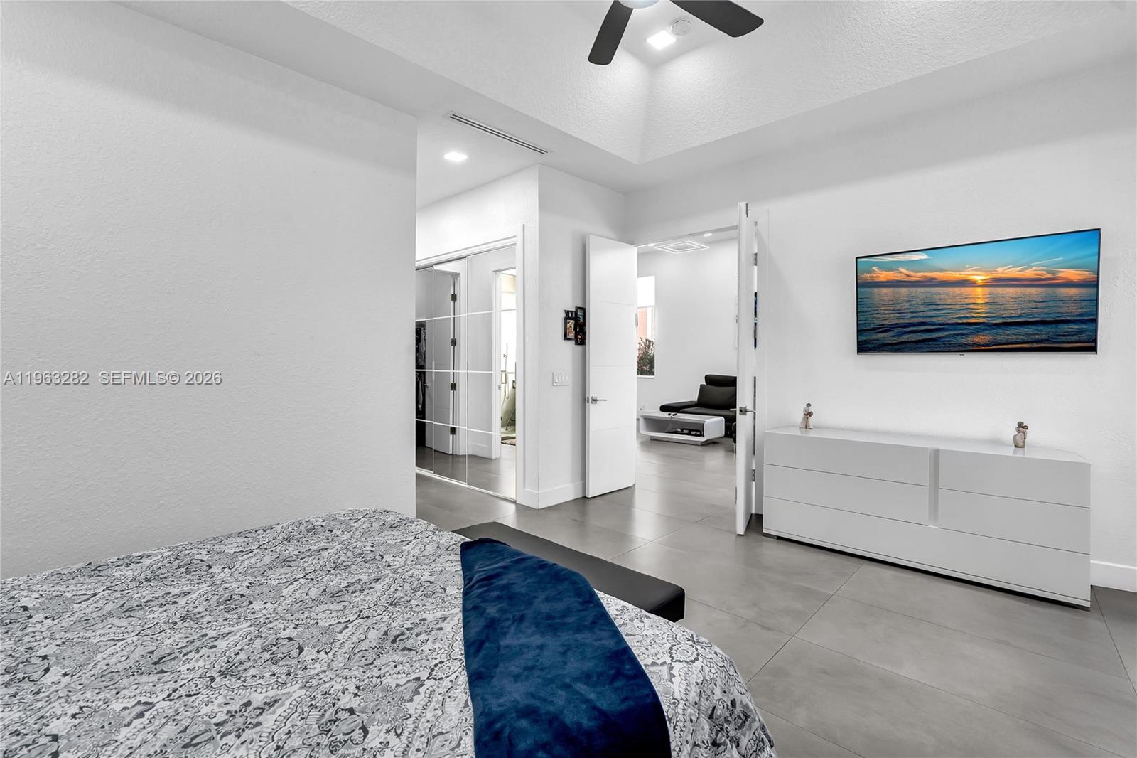 HERON BAY FOUR - Residential