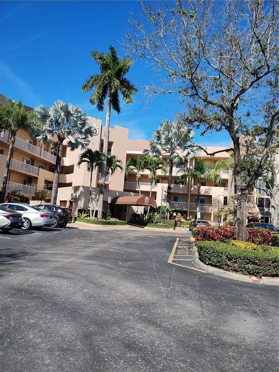 GRANVILLE CONDOMINIUM - Residential