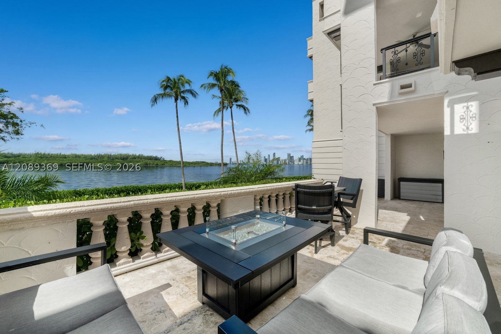 2412 Fisher Island Dr 5102