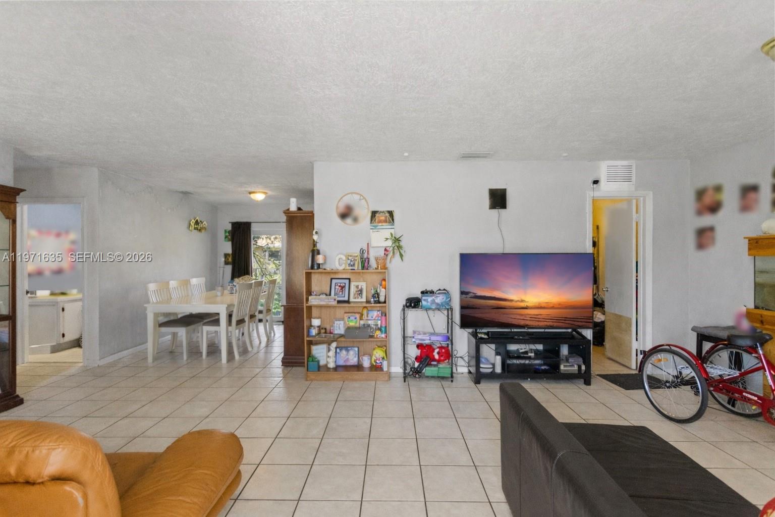 8TH ADDN TO RICHMOND HEIG - Residential