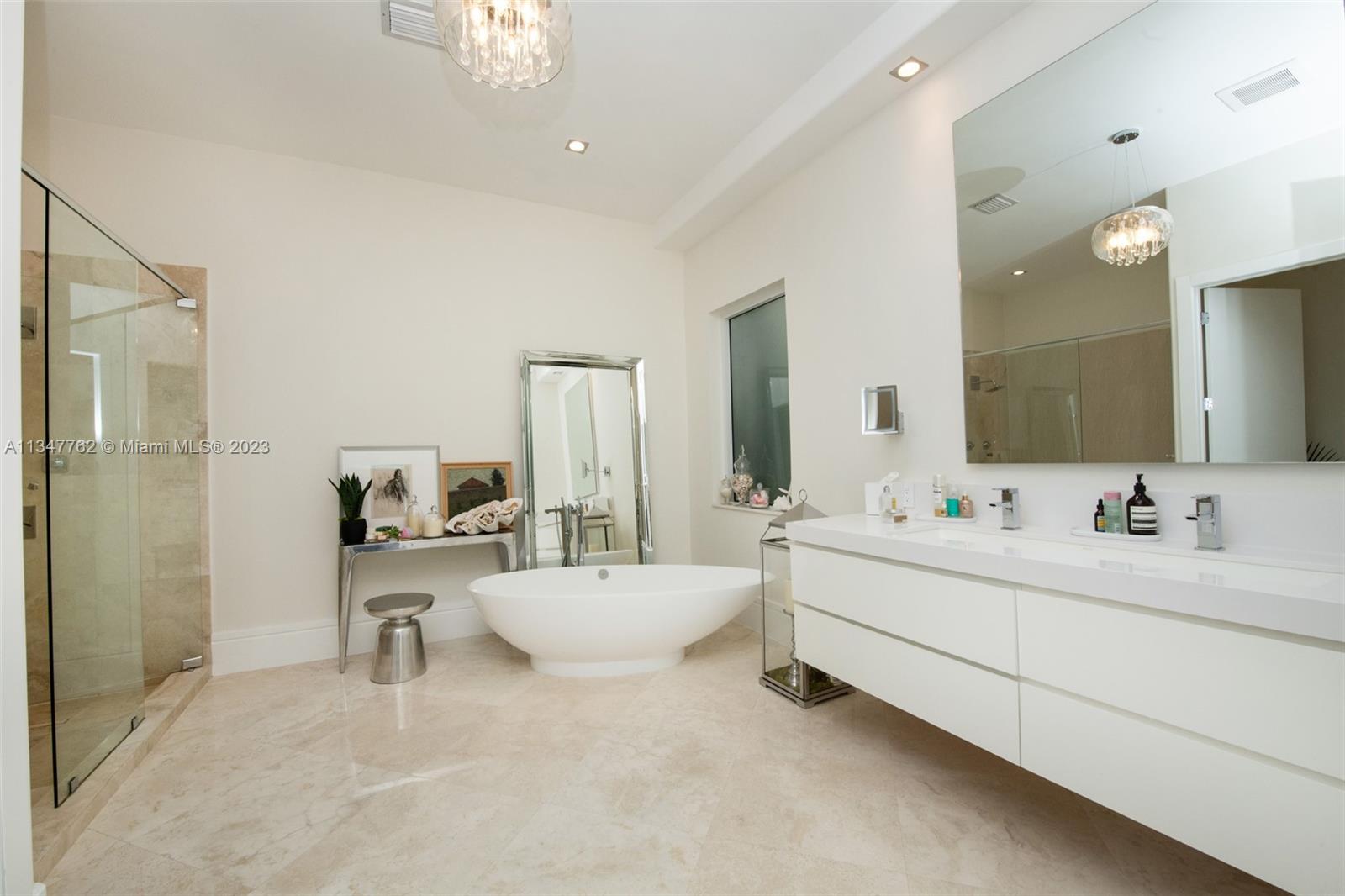 THREE ISLANDS 3RD SEC - Residential