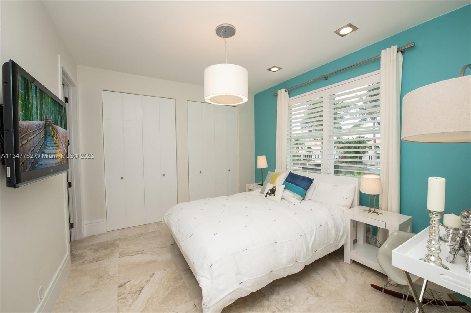 THREE ISLANDS 3RD SEC - Residential