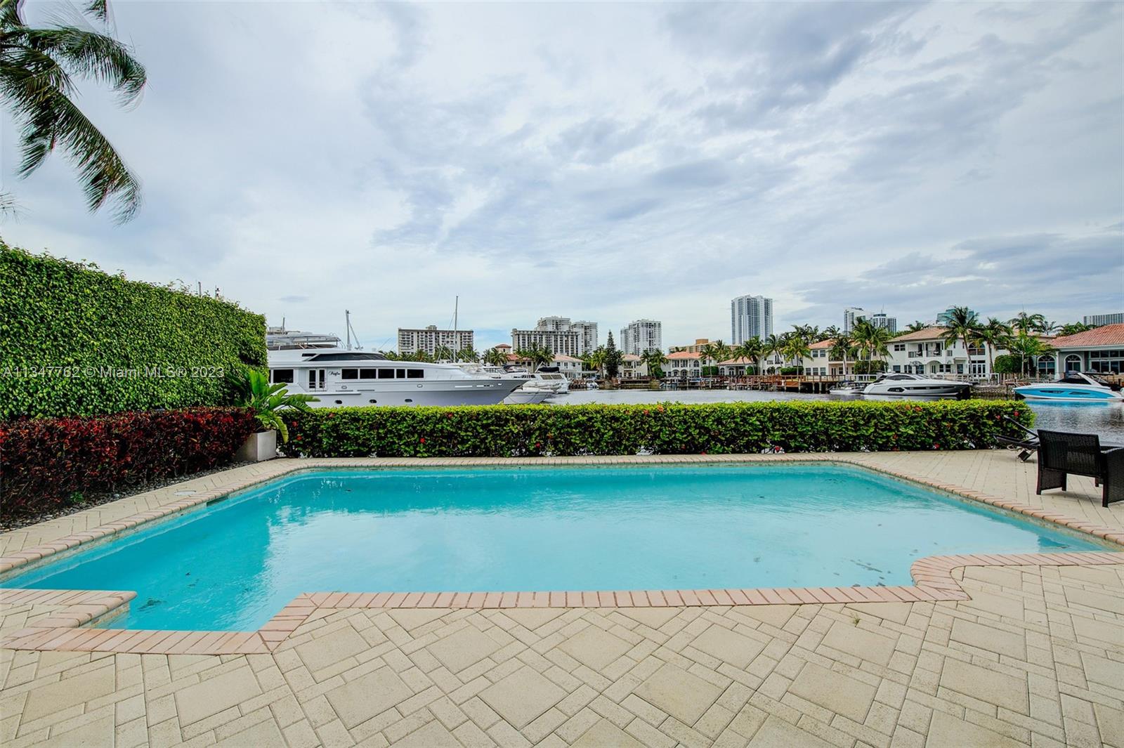 THREE ISLANDS 3RD SEC - Residential