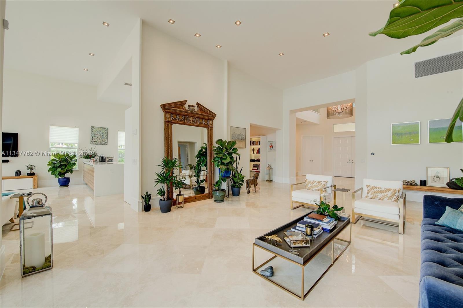 THREE ISLANDS 3RD SEC - Residential