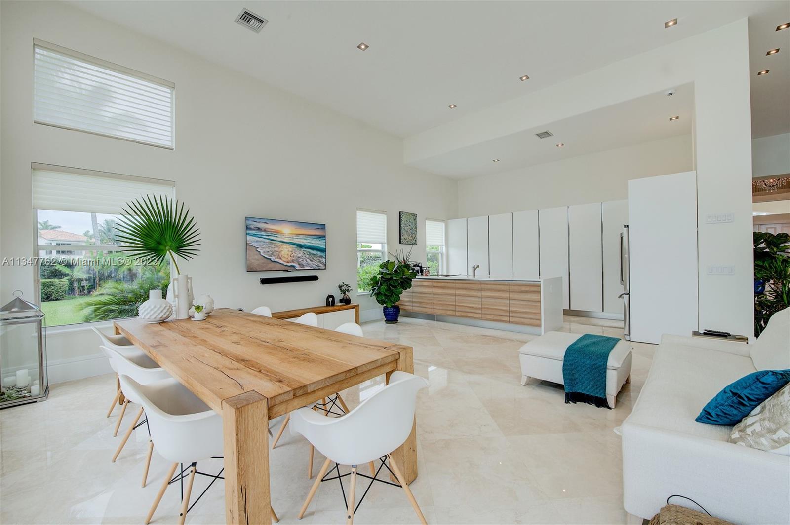 THREE ISLANDS 3RD SEC - Residential