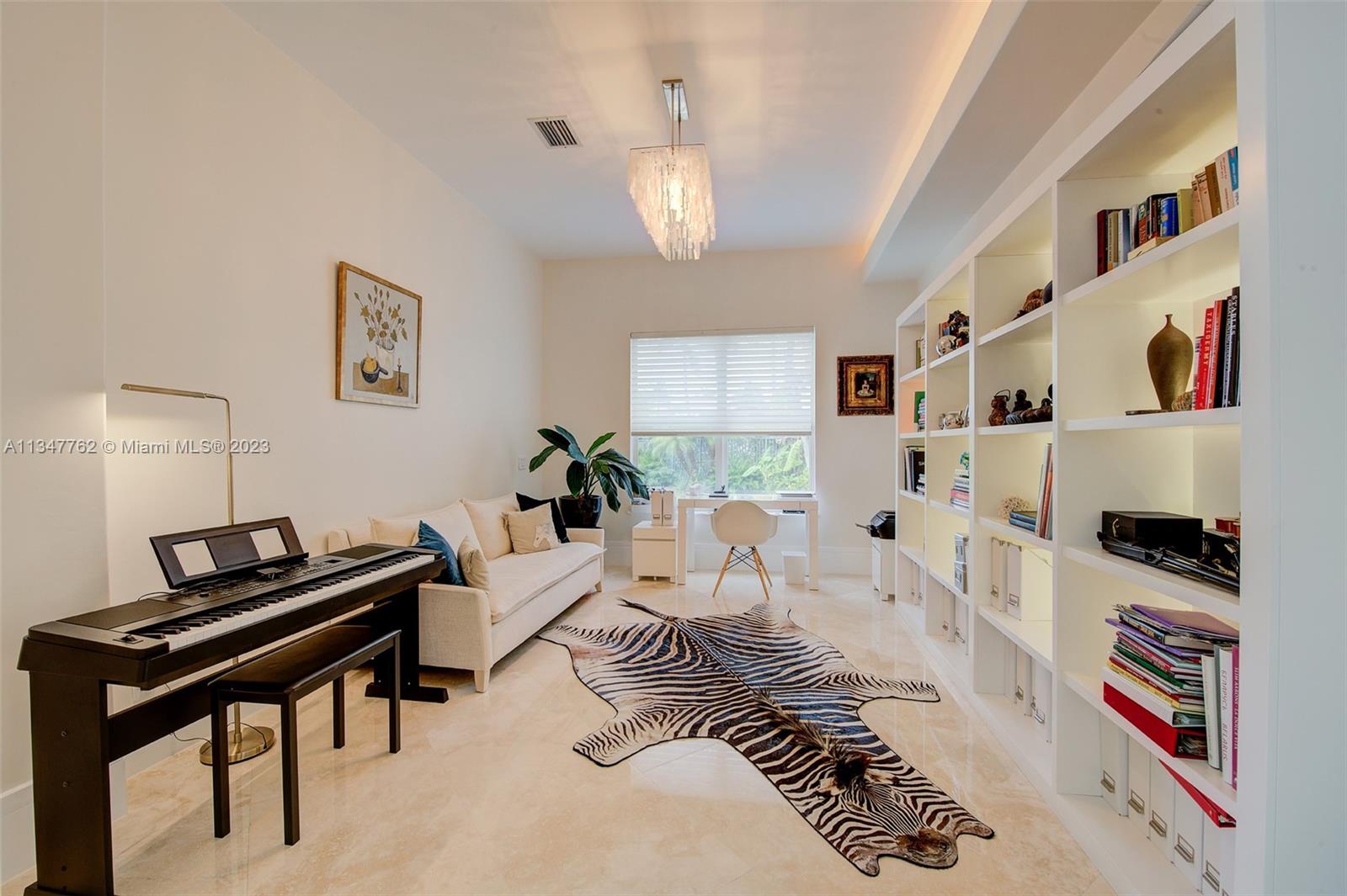 THREE ISLANDS 3RD SEC - Residential