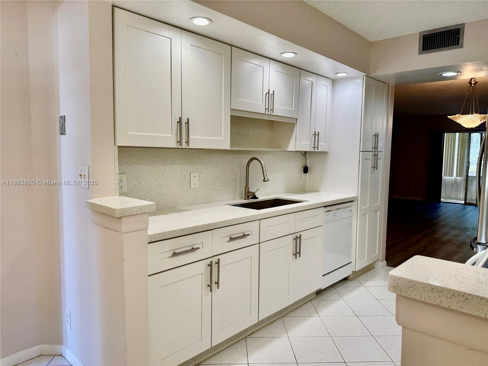 ABACO VILLAGE A CONDO - Residential Lease