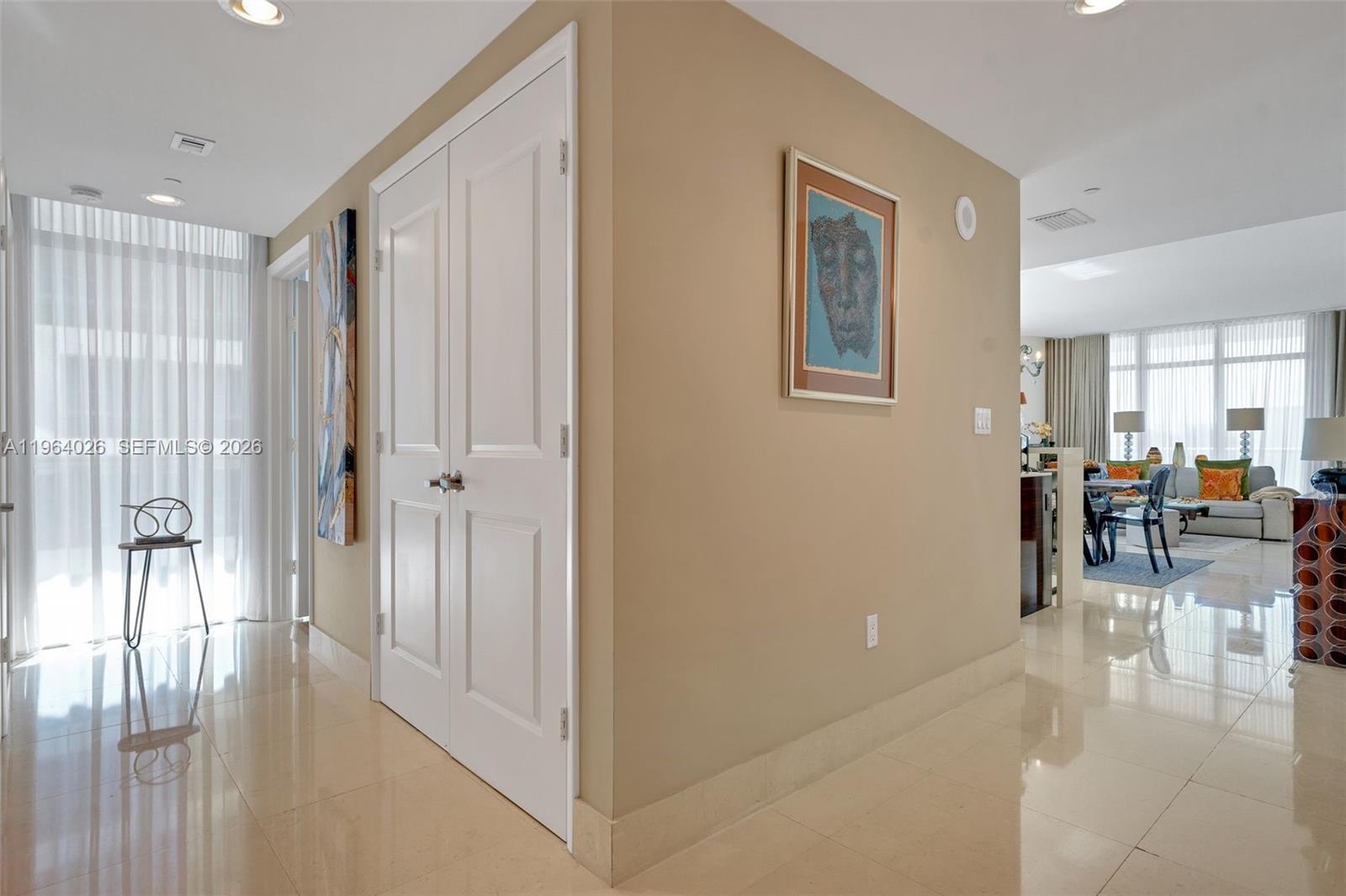 THE CARIBBEAN CONDO - Residential Lease